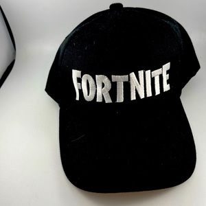 FORTNITE UNISEX TRUCKER CAP